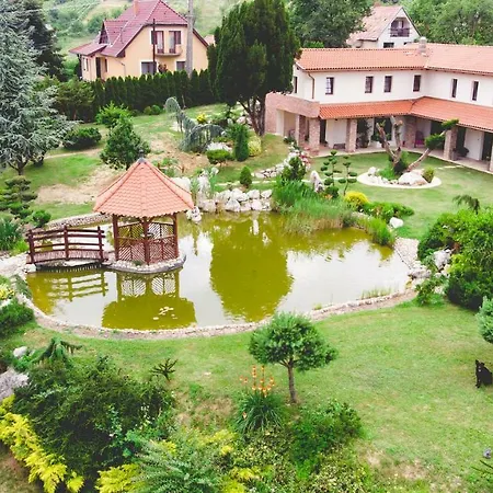 Garden *