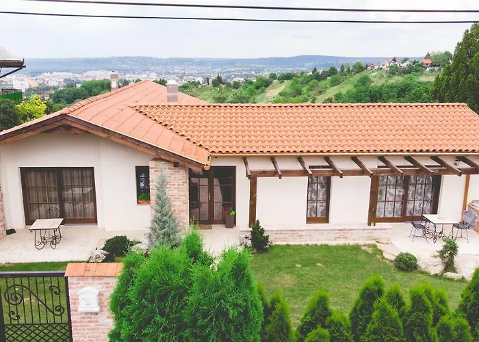Garden Daire *